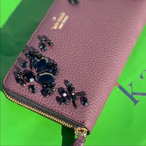 ✨Kate Spade Embellished Neda Anderson Way Wallet✨ - Picture 5 of 8